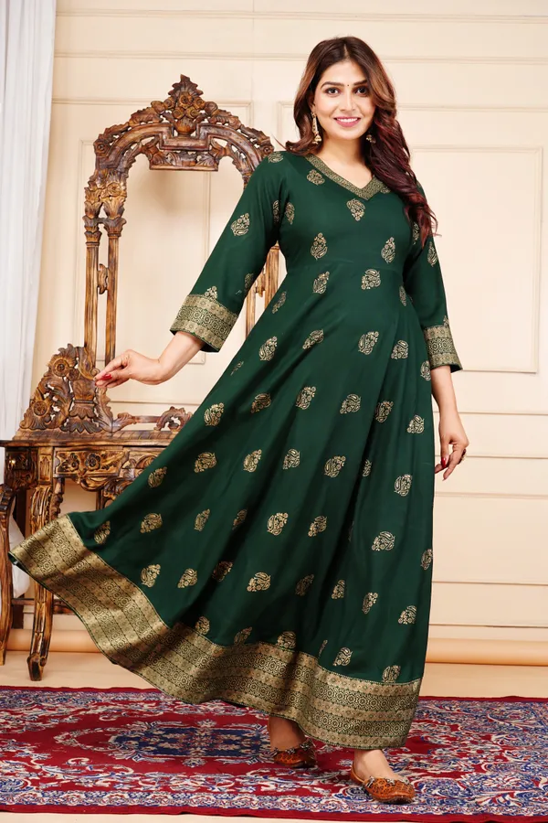 Green_Viscose_Rayon_Printed_Regular_Kurta_For_Women