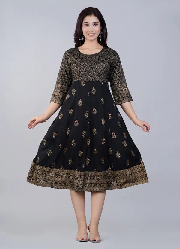 Black_Viscose_Rayon_Floral_Print_Regular_Kurti_For_Women