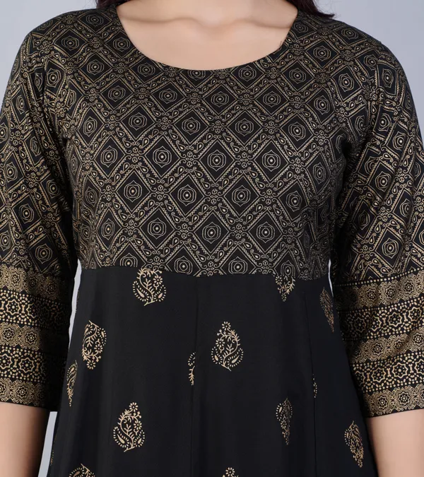 Black_Viscose_Rayon_Floral_Print_Regular_Kurti_For_Women