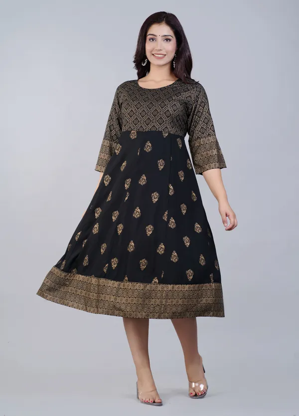 Black_Viscose_Rayon_Floral_Print_Regular_Kurti_For_Women