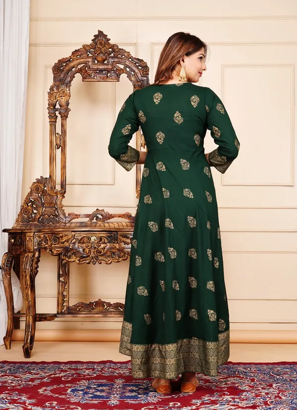 Green_Viscose_Rayon_Printed_Regular_Gown_For_Women