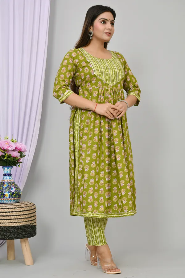 Green_Viscose_Rayon_Printed_Regular_Kurta_&_Palazzo_Set_For_Women