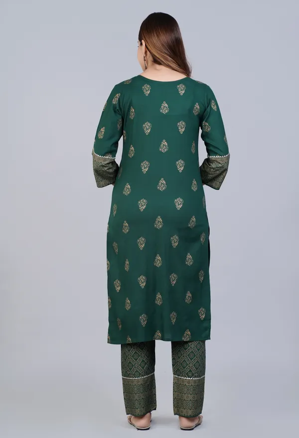 Green_Viscose_Rayon_Printed_&_Floral_Print_Regular_Kurta_&_Pant_Set_For_Women