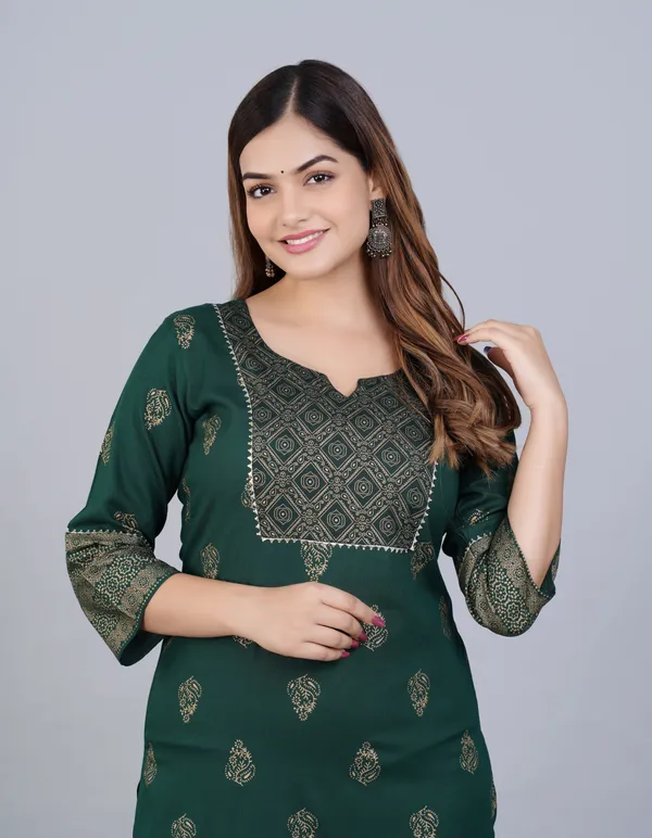 Green_Viscose_Rayon_Printed_&_Floral_Print_Regular_Kurta_&_Pant_Set_For_Women