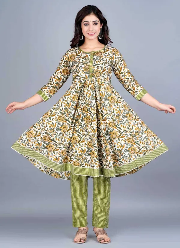Green_Cotton_Blend_Printed_Regular_Kurta_&_Pant_Set_For_Women