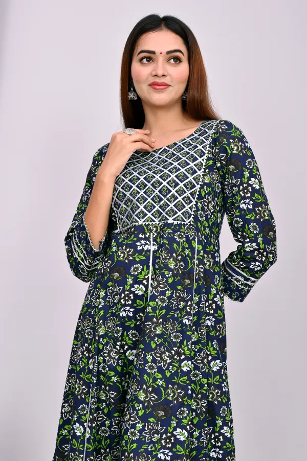 Green_Cotton_Blend_Printed_Regular_Kurti_For_Women