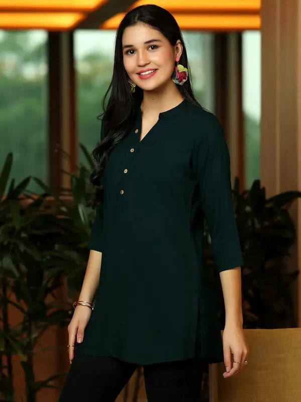 Green_Cotton_Rayon_Self_Design_Top_For_Women
