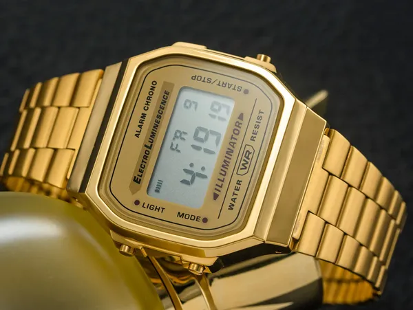 Slim_Classic_Round_Dial_Watch