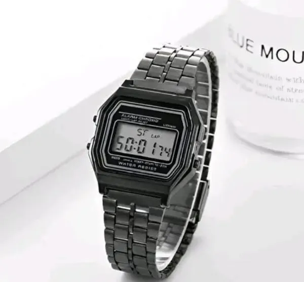 Elegant_Classic_Round_Dial_Watch