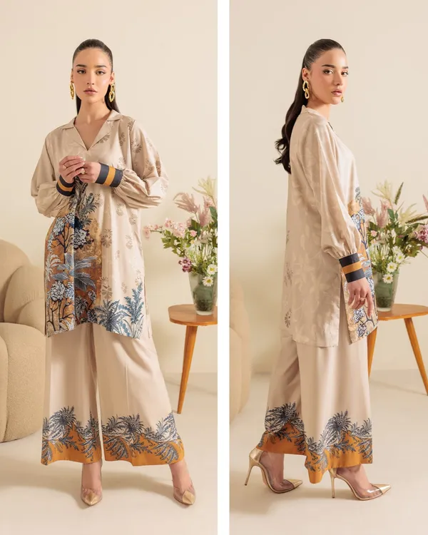 Premium_Ornate_Border_Prints_with_Balloon_Sleeves_Kurta_Set