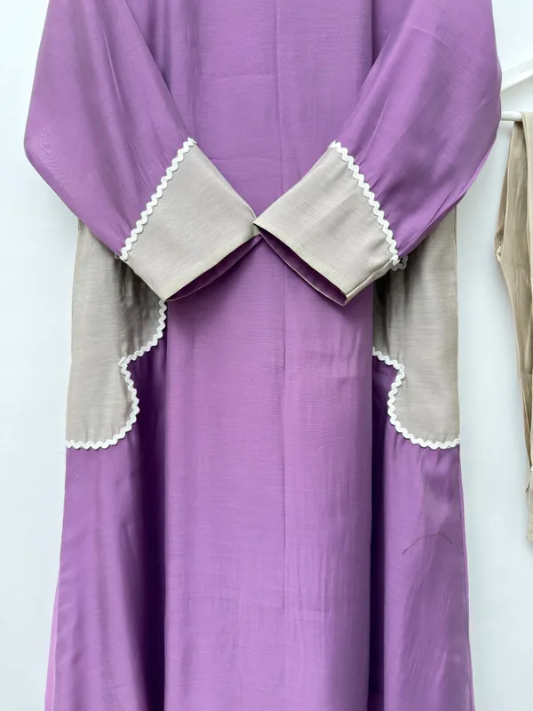 Amazing_Contrast_Pocket_Kurti_Pant_Set