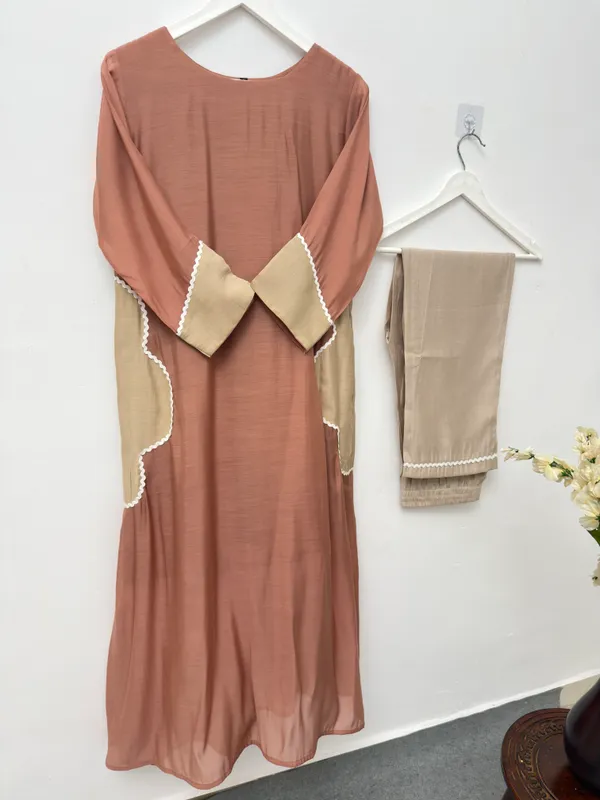 Amazing_Contrast_Pocket_Kurti_Pant_Set