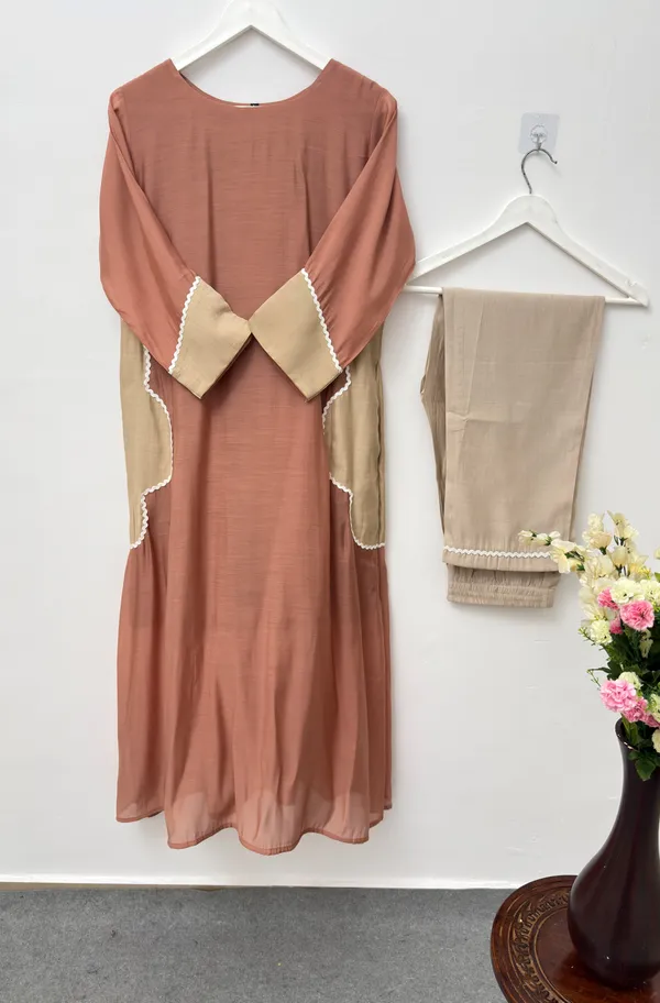 Amazing_Contrast_Pocket_Kurti_Pant_Set