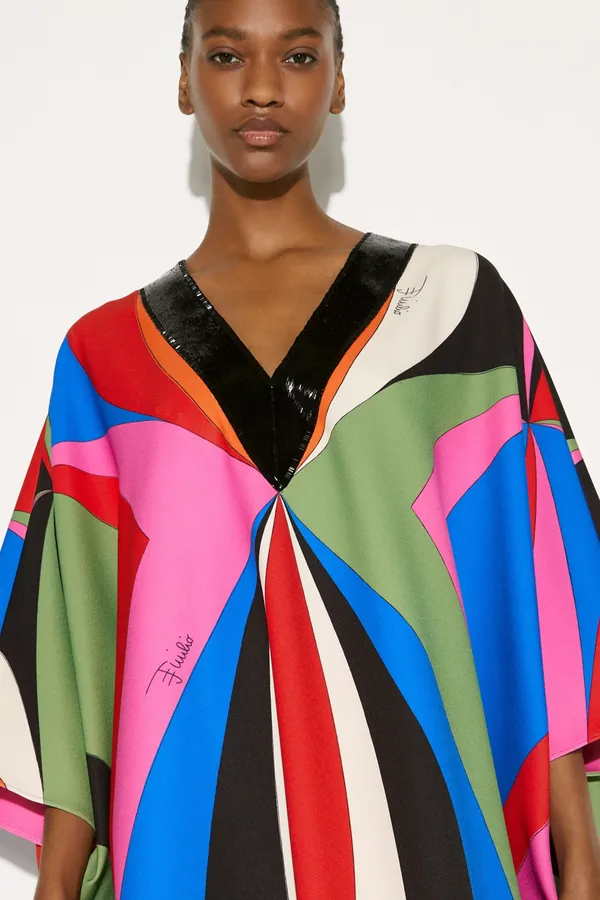 Bold_Multicolor_Abstract_V-Neck_Kaftan_Dress