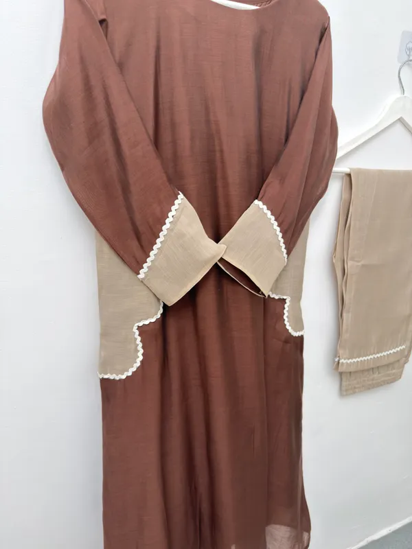 Brown_Beige_Contrast_Pocket_Kurti_Pant_Set