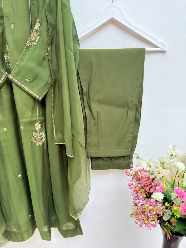 Dark_Mahendi_Green_color_Handwork_Pure_Chanderi_3-Piece_Suit_Set