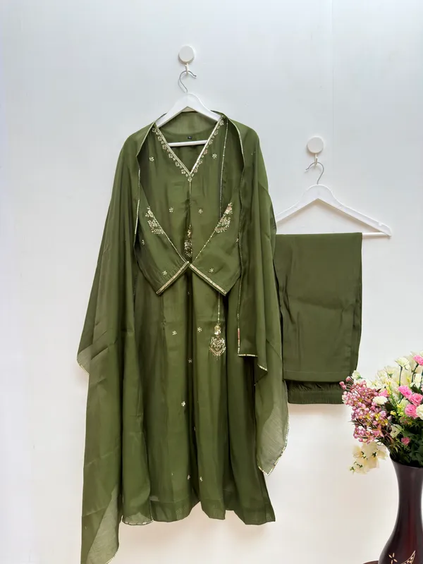 Dark_Mahendi_Green_color_Handwork_Pure_Chanderi_3-Piece_Suit_Set