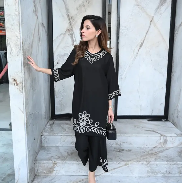 Elegant_Black_Embroidered_Co-ord_Set.