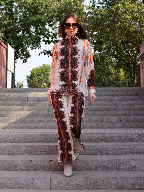 Elegant_Paisley_Printed_Co-Ord_Set_with_Mandarin_Collar_–_Cream_&_Rust