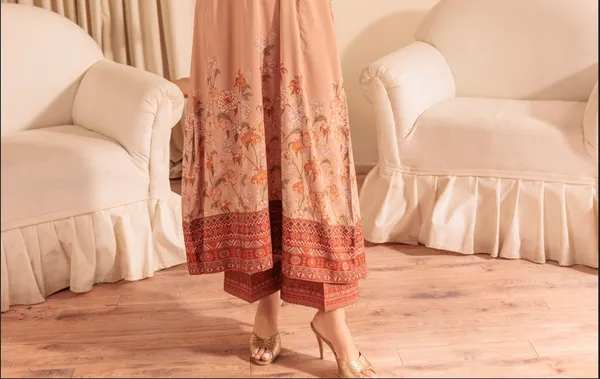 Elegant_Peach_Floral_Printed_Long_Kurta_with_Printed_Borders