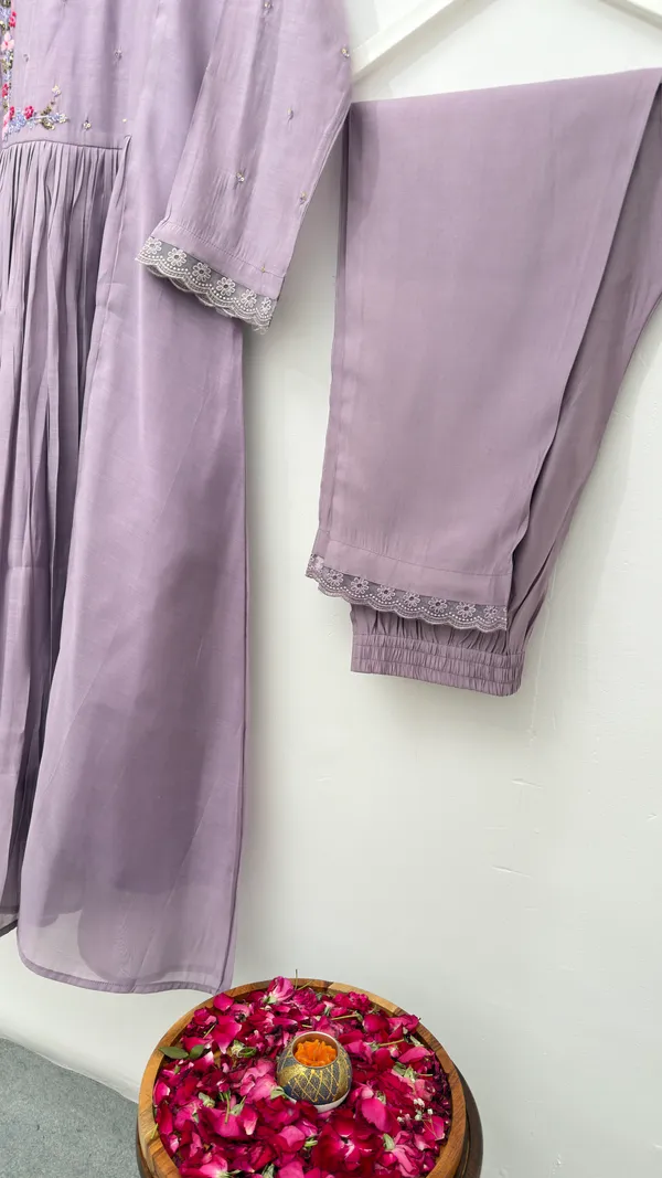 Ethnic_Handwork_Kurta_Pant_Dupatta_Set