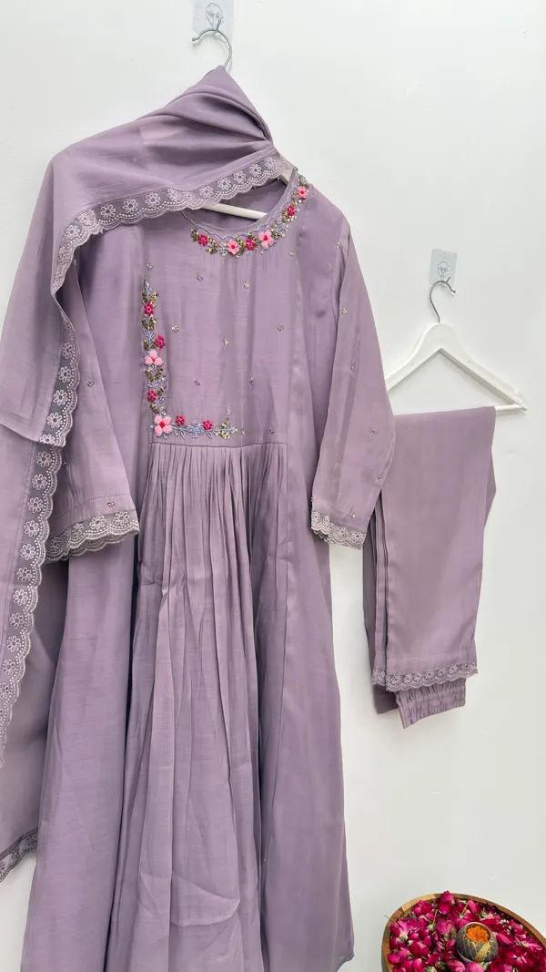 Ethnic_Handwork_Kurta_Pant_Dupatta_Set