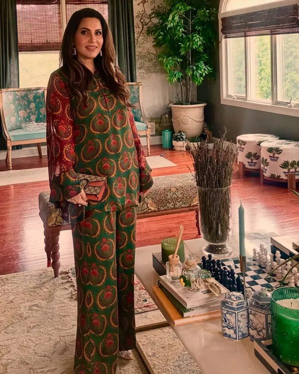 FANDARO_Luxury_Ethnic_Art_Print_Top_With_Flowy_Pants