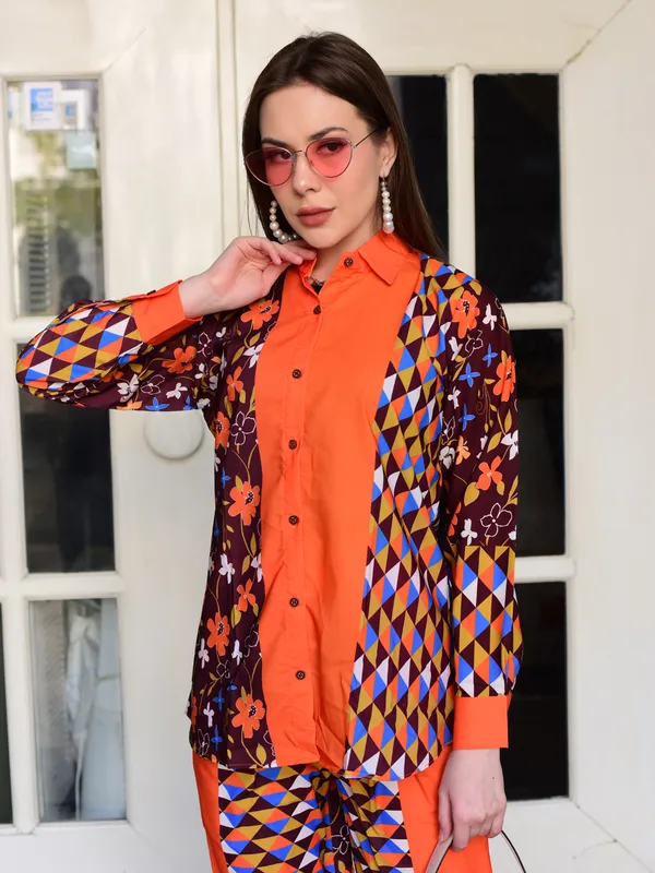 Geometric_Print_Co-Ord_Set_with_Solid_Panel_Detailing