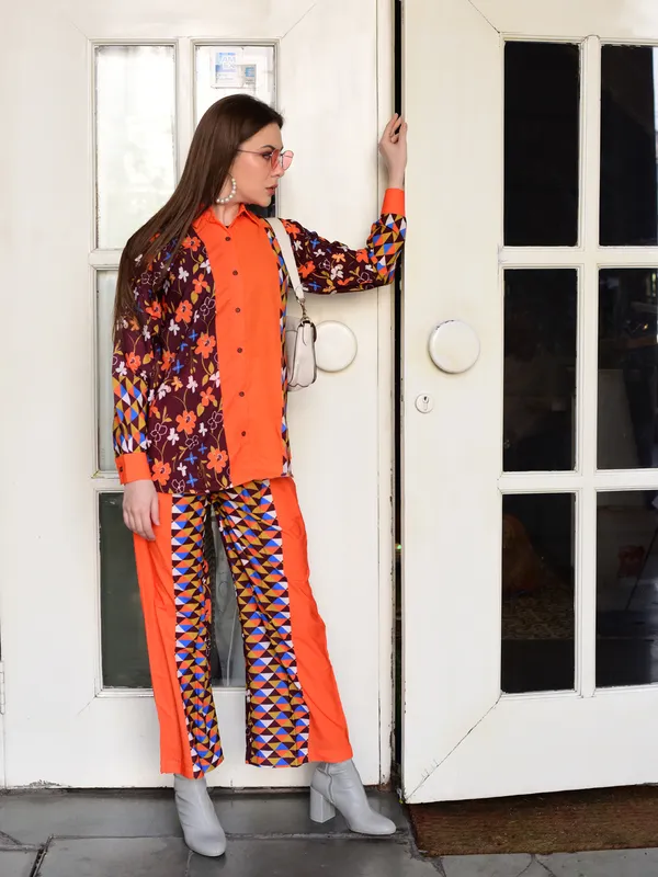 Geometric_Print_Co-Ord_Set_with_Solid_Panel_Detailing