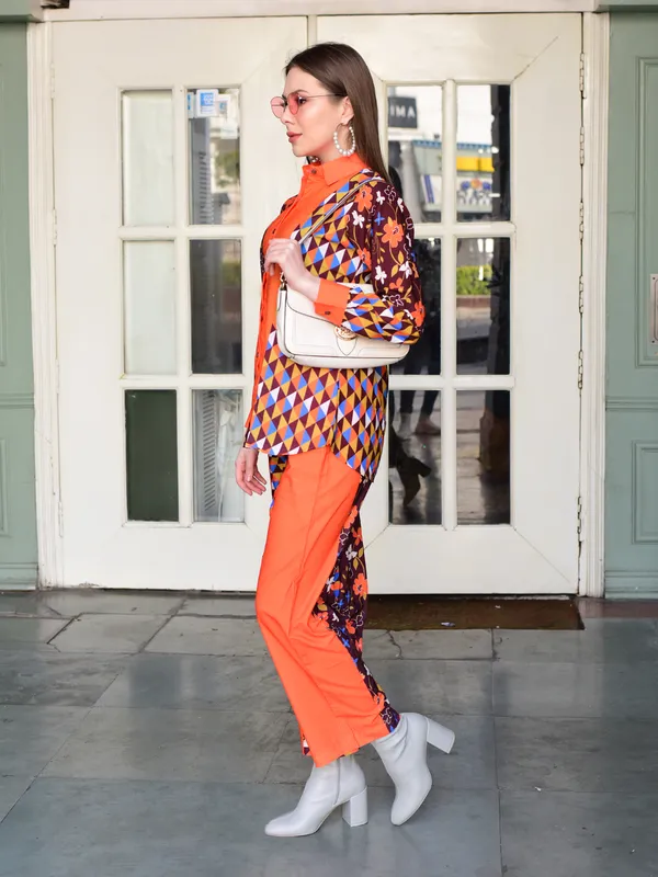 Geometric_Print_Co-Ord_Set_with_Solid_Panel_Detailing