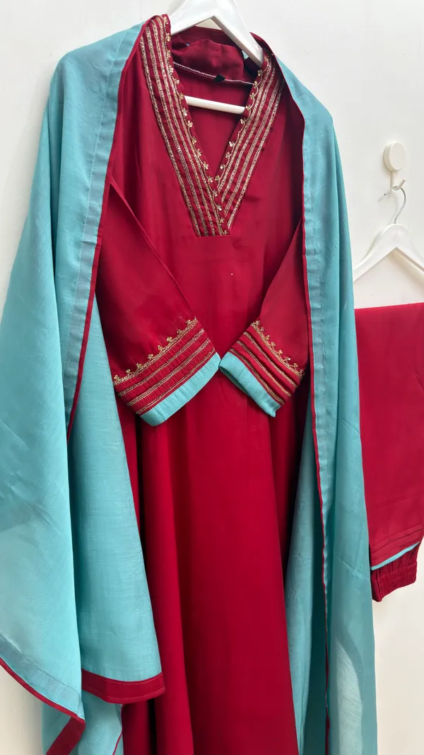 Designer_V_Neck_Ethnic_3-Piece_set