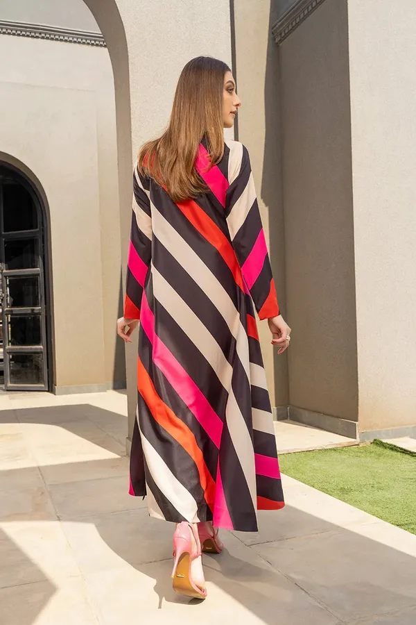 Modern_Minimalist_Stripe_Maxi_Dress_