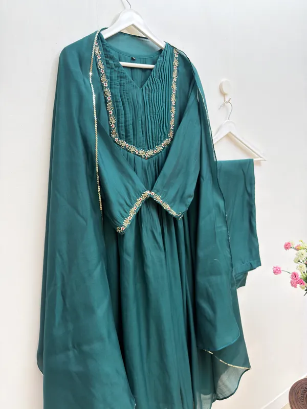 Premium_Festive_Wear_Teal_Blue_Mul_Chanderi_Handwork_Kurta_Pant_Dupatta_3_Piece_Set