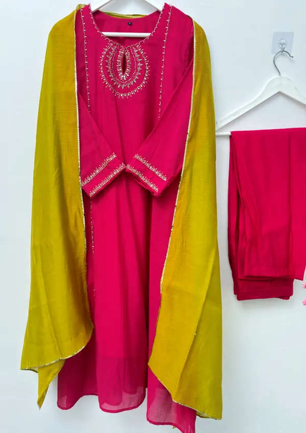 Traditional_Neck_Work_Suit_with_Dupatta