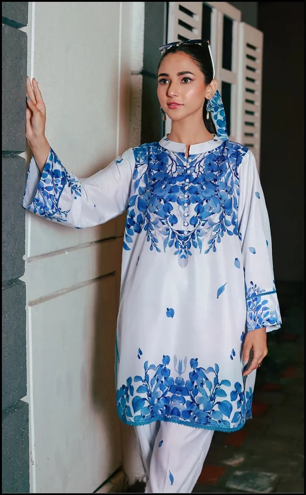 White_and_Blue_Floral_Printed_Kurta_Set_for_Women