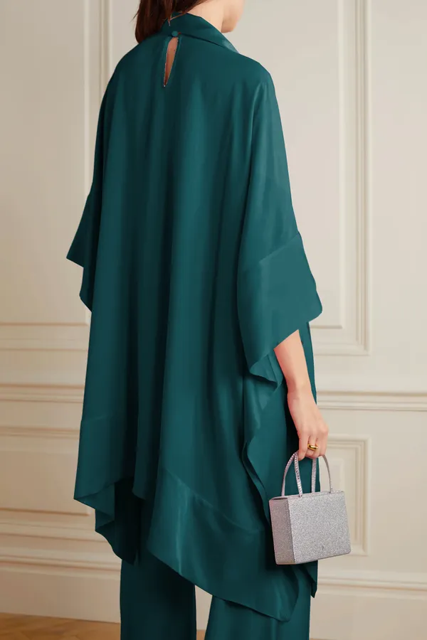 Women’s_Luxury_Relaxed_Fit_Co-Ord_Set_with_Statement_Sleeves