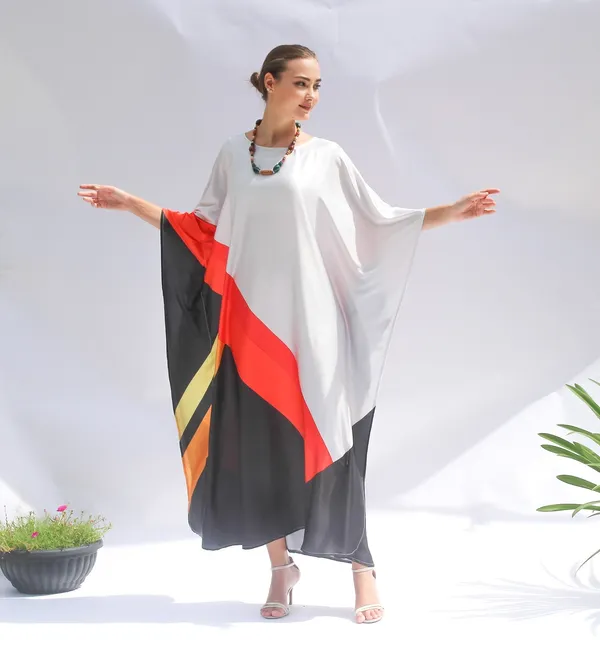 Women’s_White_Red_&_Black_Color_Block_Kaftan_Maxi_Dress_–_Elegant_Loose_Fit