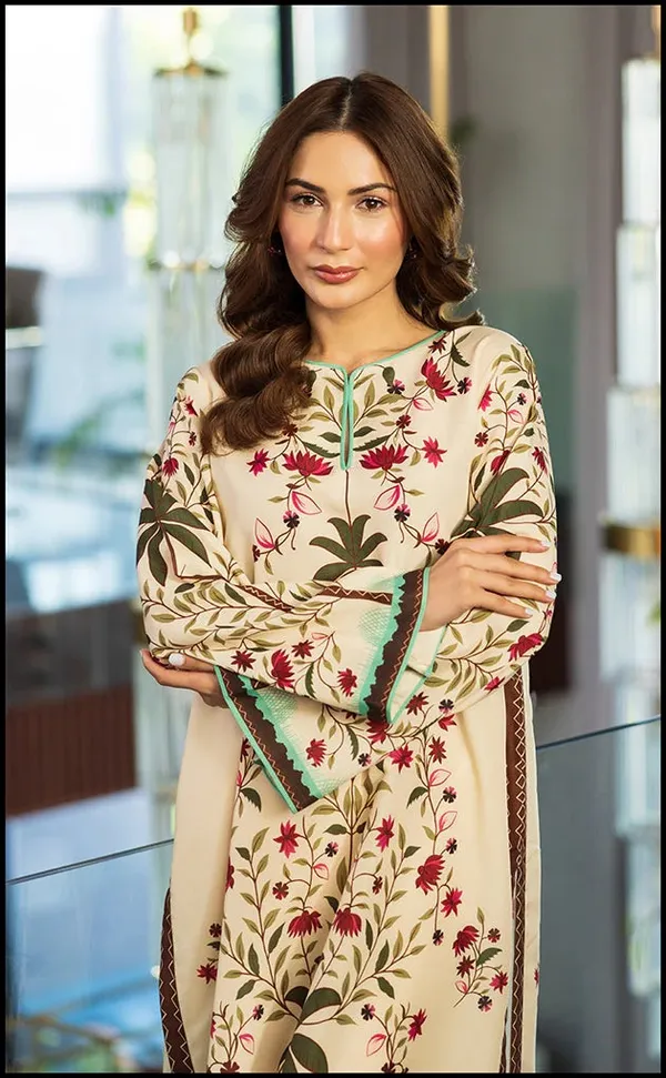 Cream_Smooth_Bsy_Tropical_Printed_Co-Ord_Set_For_Women