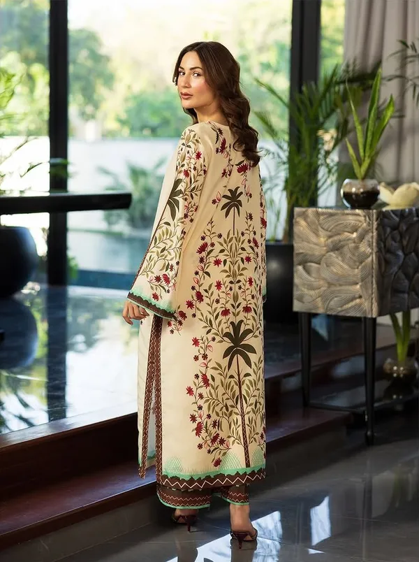 Cream_Smooth_Bsy_Tropical_Printed_Co-Ord_Set_For_Women