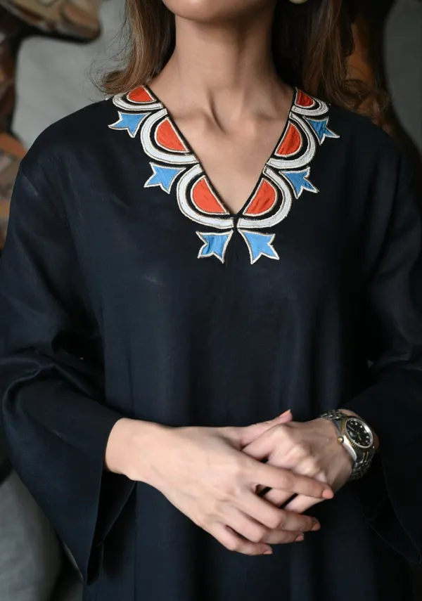 Black_Rayon_Embroidered_Neckline_Kurta_Set_For_Women