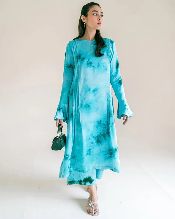 Aqua_Blue_Korean_BSY_Tie-Dye_Print_Flowy_Kurta_Set_For_Women