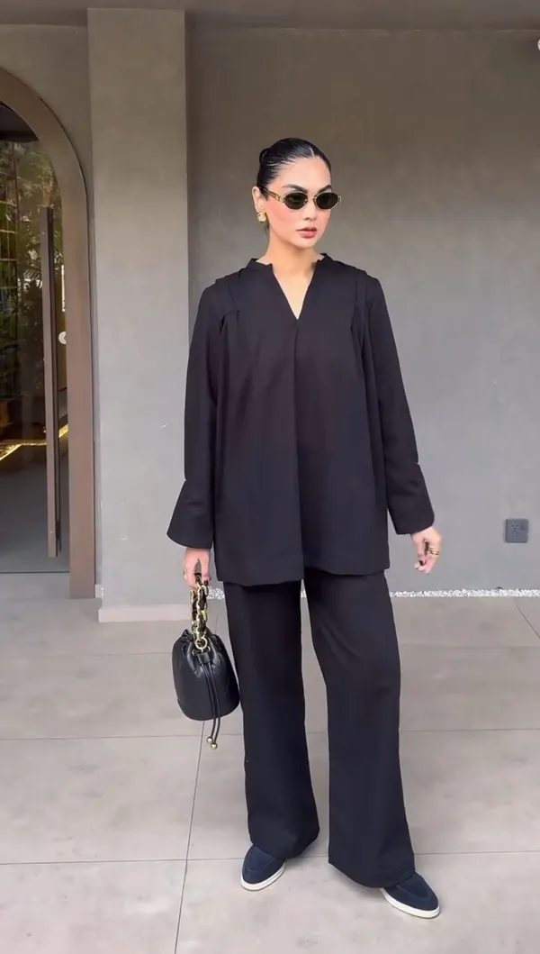 Black_Rayon_Cotton_Effortless_Style_Comfort_Everyday_Co-Ord_Set_For_Women