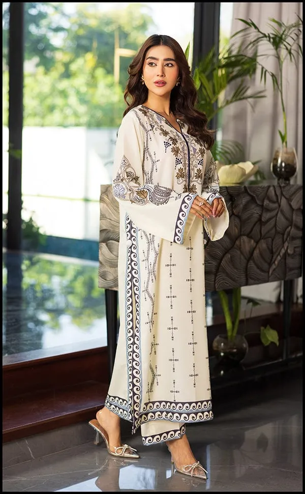 Off_White_Smooth_Bsy_Geometric_Printed_Kurta_Set_For_Women