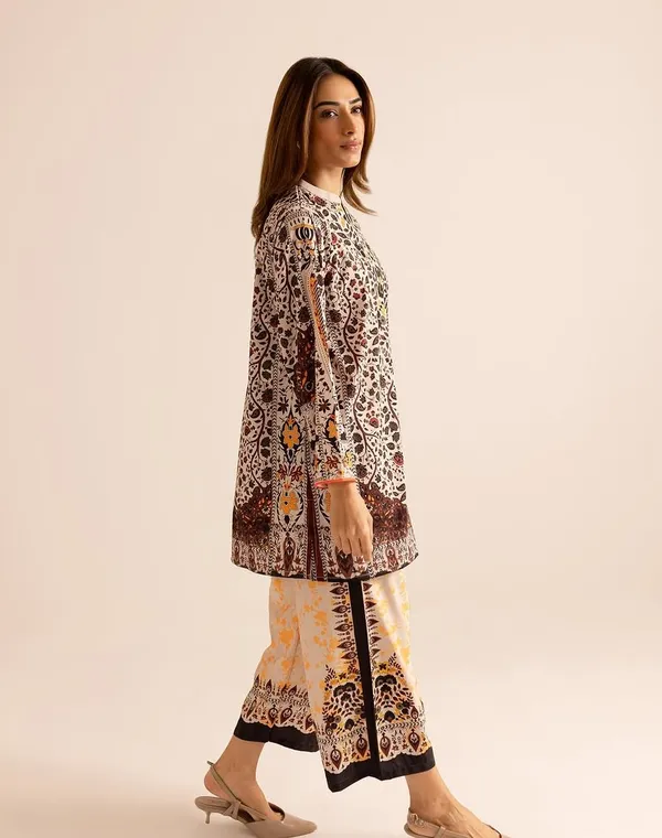 Beige_Smooth_Bsy_Vintage_Ornate_Kurta_Set_For_Women