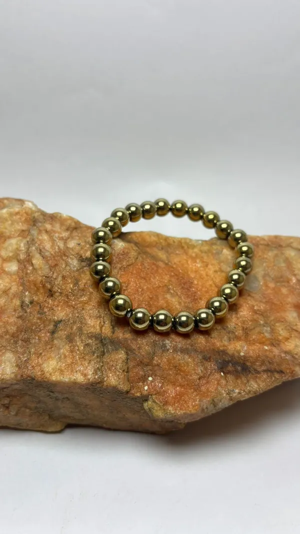 Gold_Hematite_Is_Believed_To_Offer_Several_Benefits_Bracelet