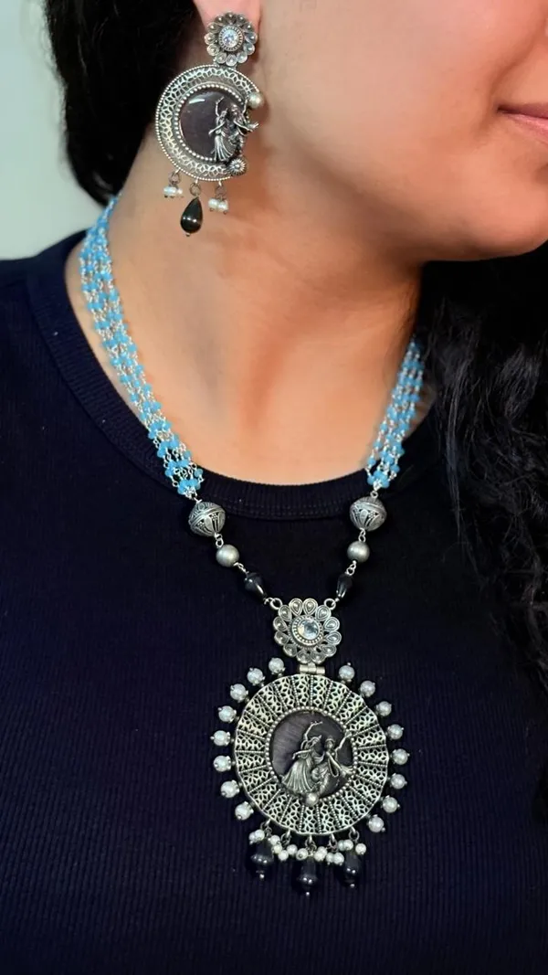 Silver_Oxidised_Beautiful_Radha_Krishna_German_Pendant_Set