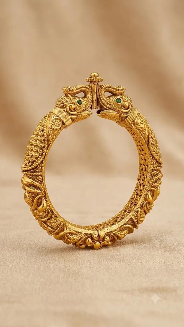 Manke_Gaja_Mukhi_Temple_Openable_kada