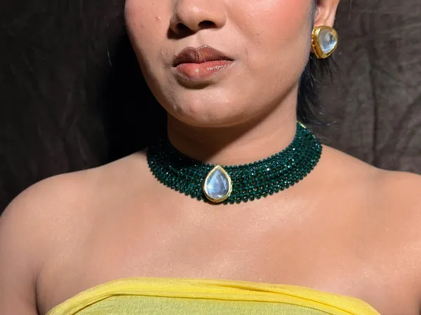 Manke_Neelpriya_Emerald_Choker