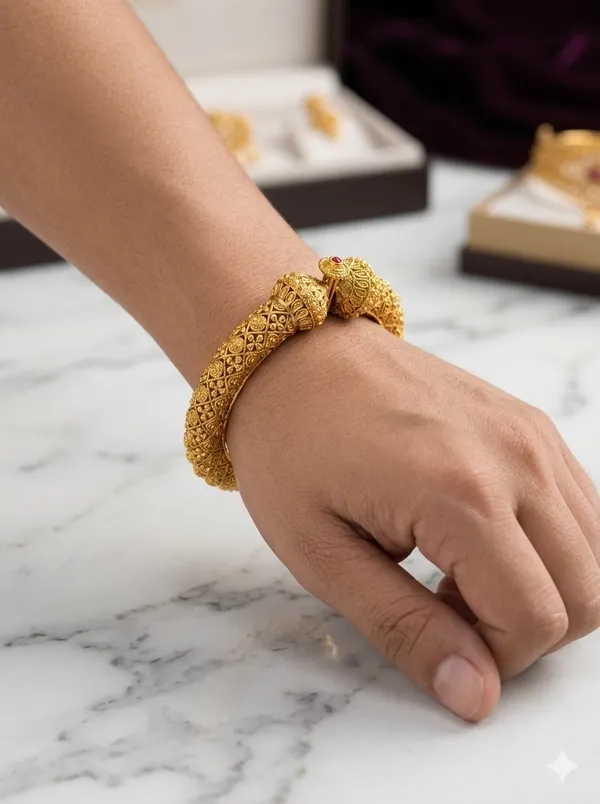 Manke_Royal_Antique_Gold_Bangle_(Kada)_–_Handcrafted_Filigree_Design