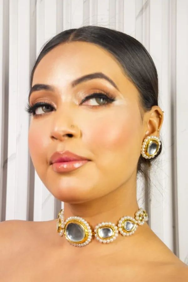 Manke's_Noor-e-Kundan_pearl_chokker